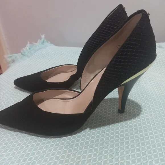 Mimco black suede and faux snakeskin heels. Gold accents. - Picture 2 of 5